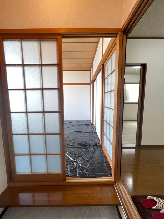 物件内観写真14　(廊下)