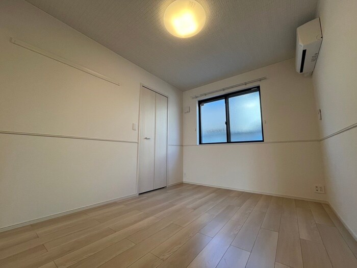 物件内観写真17　(居室)