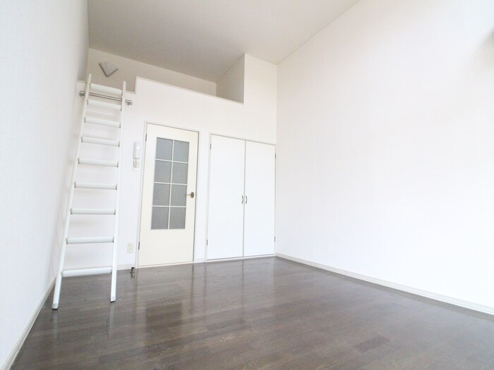 物件内観写真8　(居室)