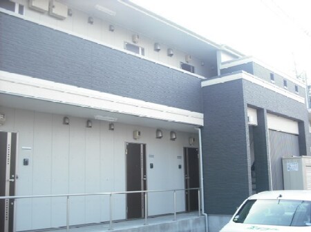 クレフラスト小鶴新田駅西Ａ棟外観写真