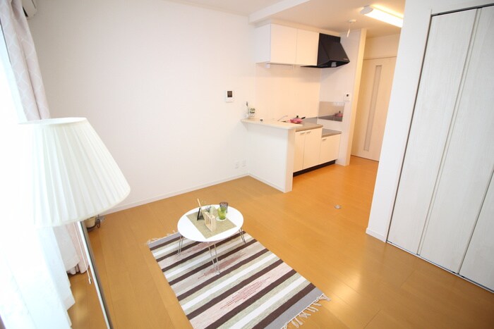 物件内観写真9　(居室)