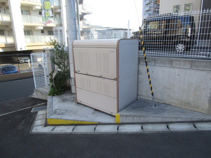 物件外観写真4　(建物設備)