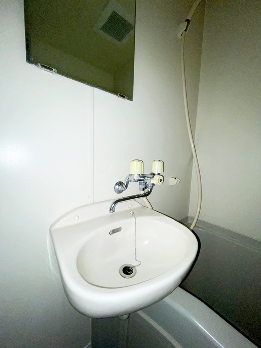 物件内観写真11　(洗面)