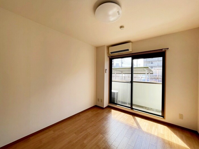 物件内観写真17　(居室)