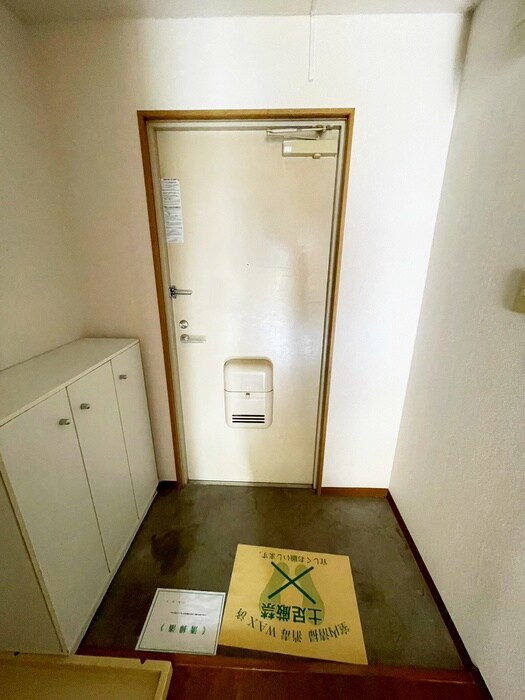 物件内観写真19　(玄関)