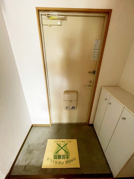 物件内観写真19　(玄関)