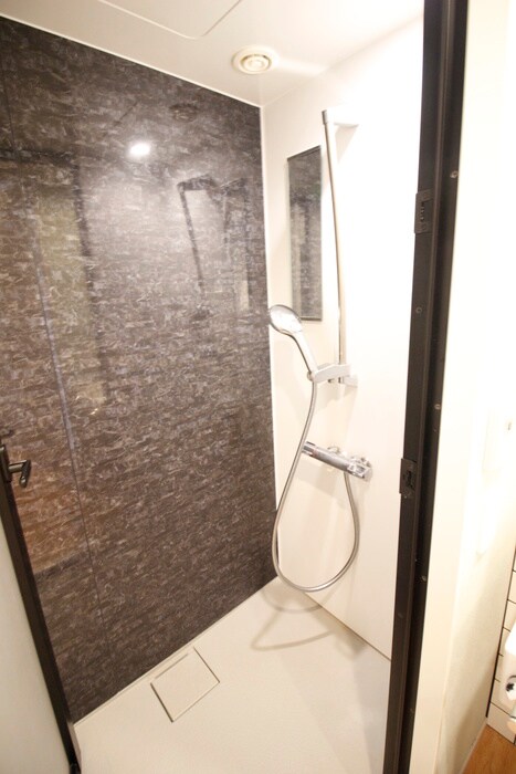 物件内観写真13　(バス／シャワールーム等)