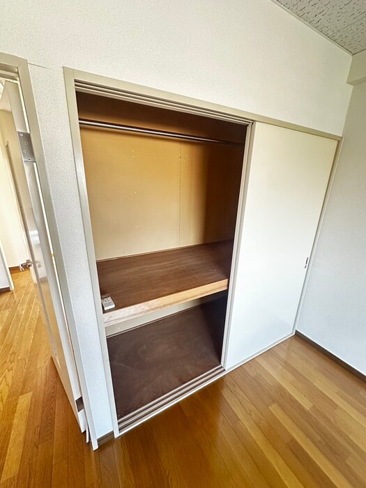 物件内観写真12　(収納)