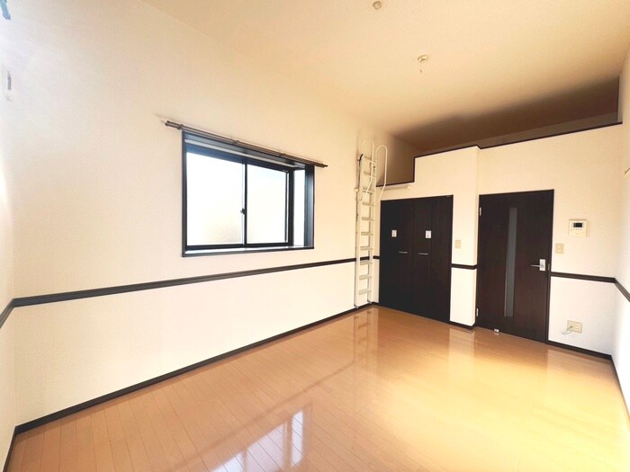 物件内観写真8　(居室)