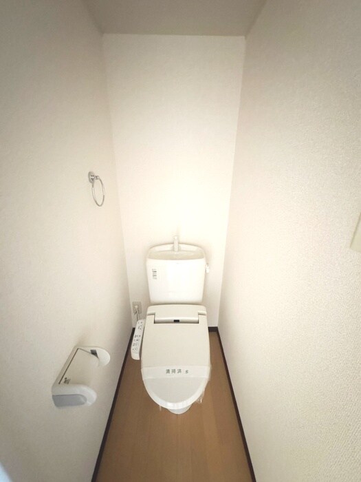 物件内観写真11　(トイレ)