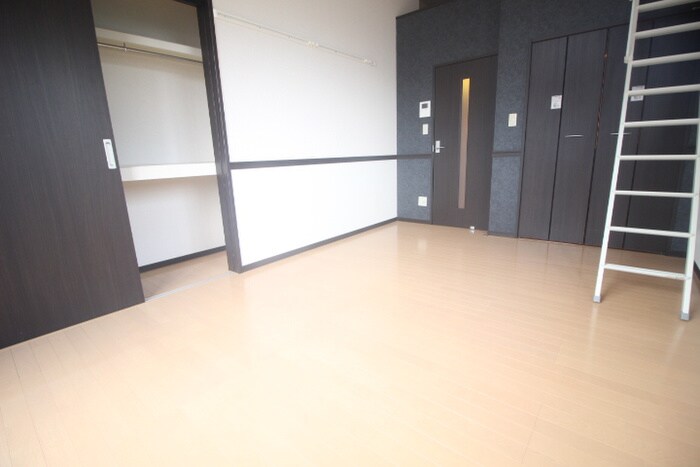 物件内観写真18　(居室)