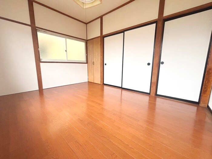 物件内観写真8　(居室)