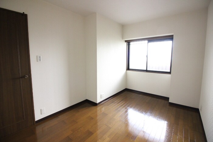 物件内観写真16　(居室)