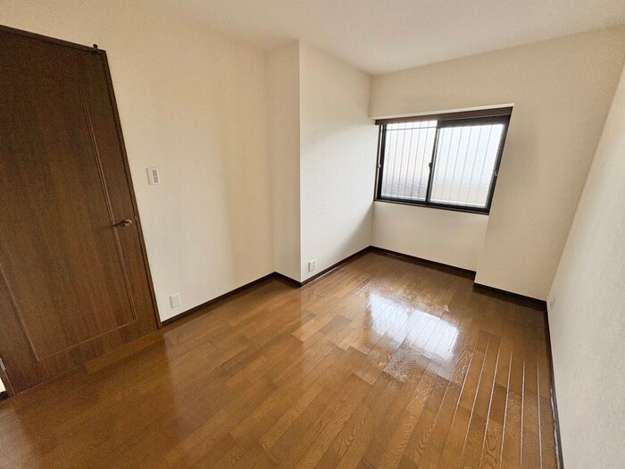 物件内観写真17　(居室)