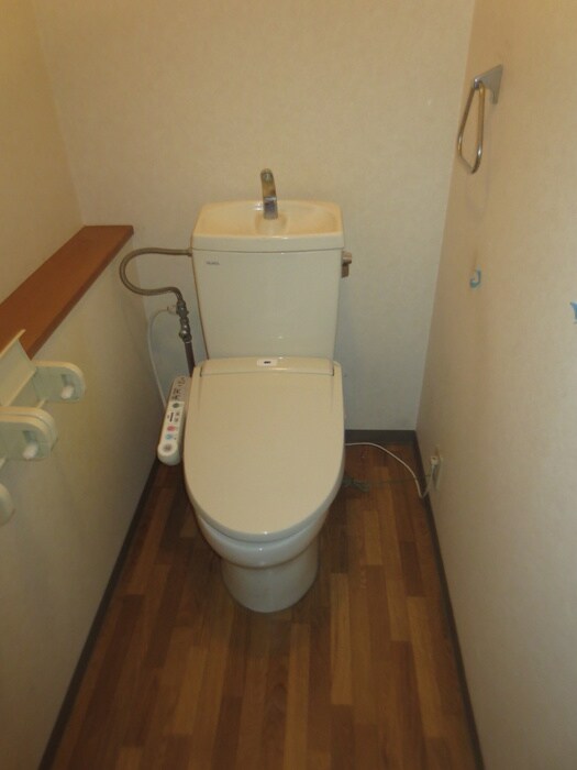 物件内観写真12　(トイレ)