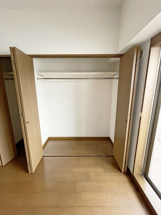 物件内観写真15　(収納)