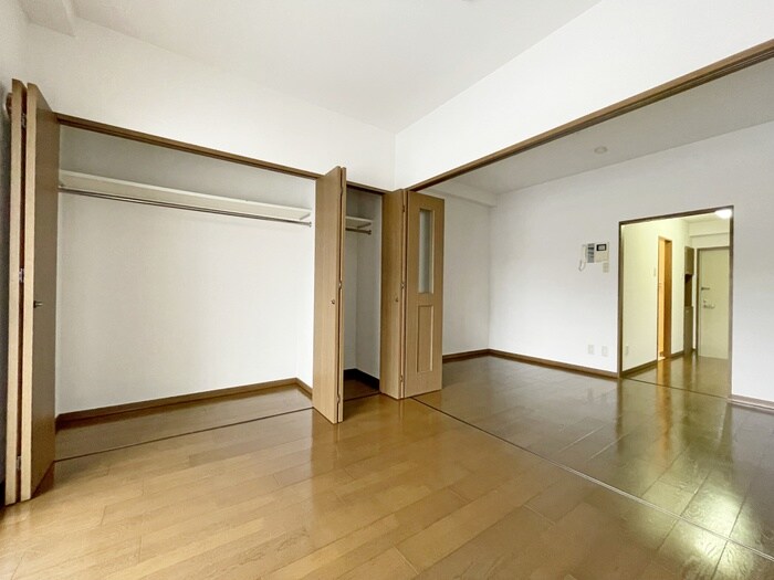 物件内観写真21　(居室)