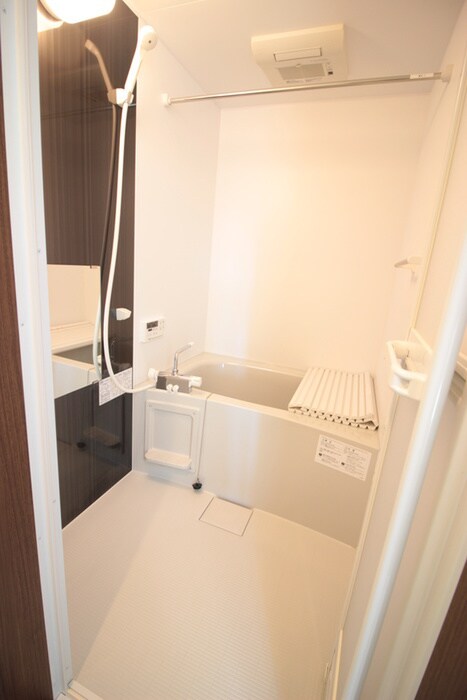 物件内観写真13　(バス／シャワールーム等)