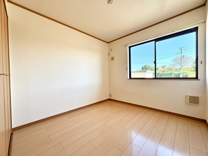 物件内観写真6　(居室)