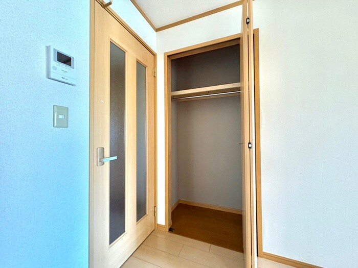 物件内観写真9　(収納)