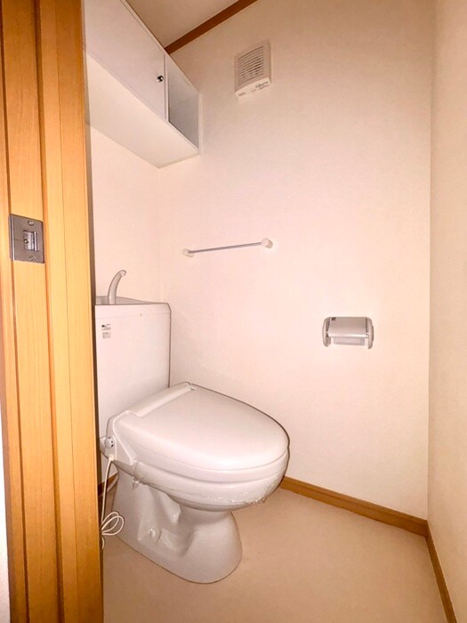 物件内観写真13　(トイレ)