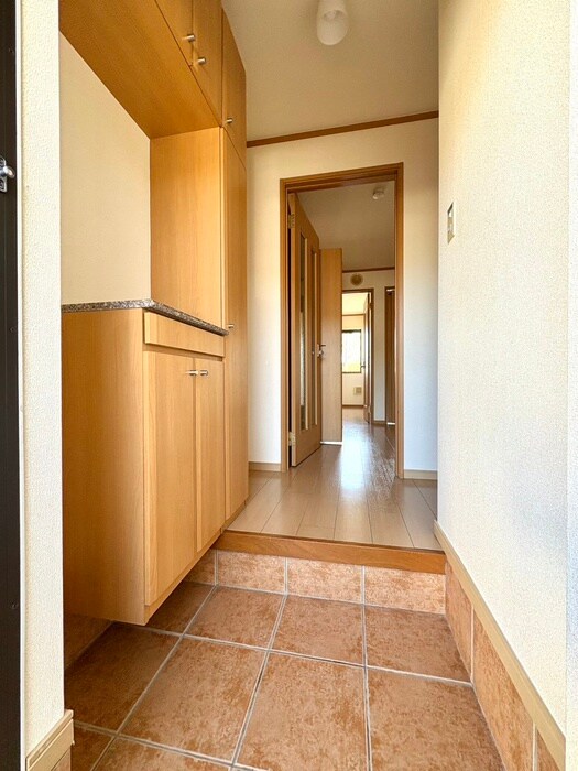 物件内観写真15　(廊下)