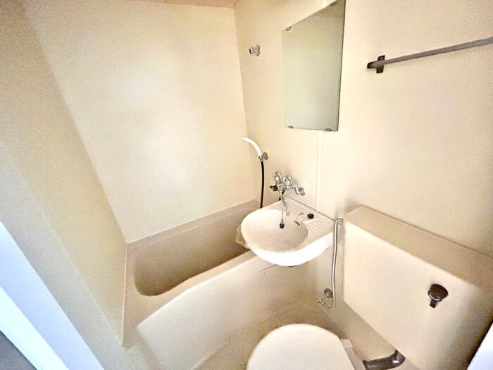 レジデンス花京院のバス