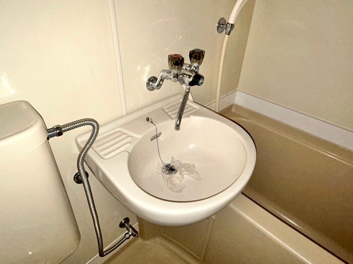 物件内観写真13　(洗面)