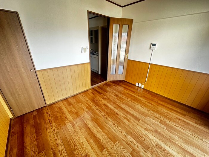 物件内観写真8　(居室)