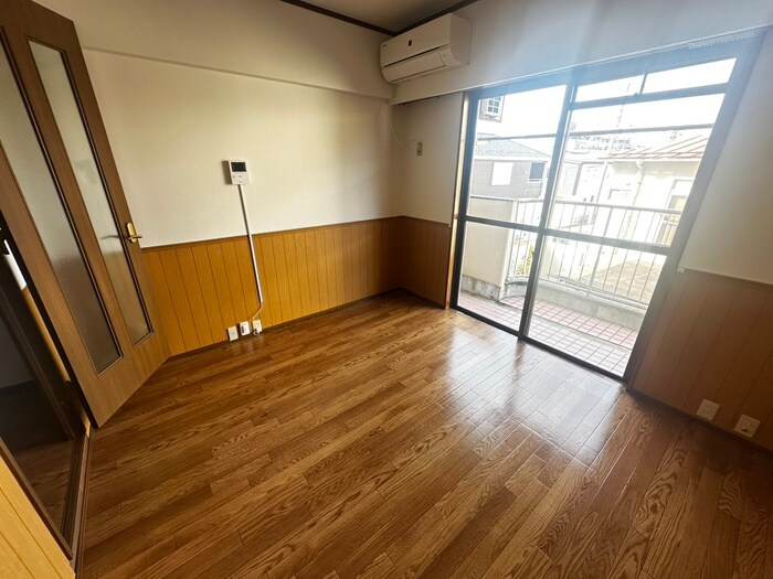 物件内観写真17　(居室)