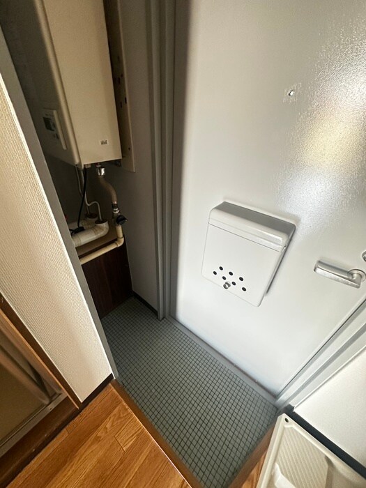 物件内観写真21　(玄関)