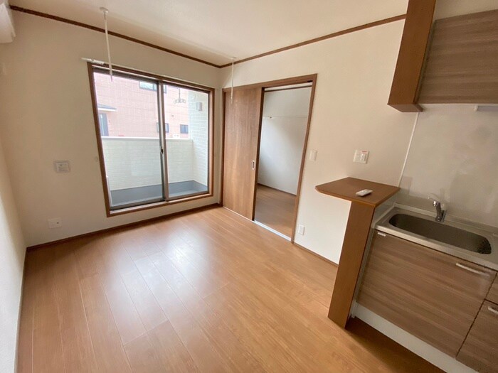 物件内観写真8　(居室)