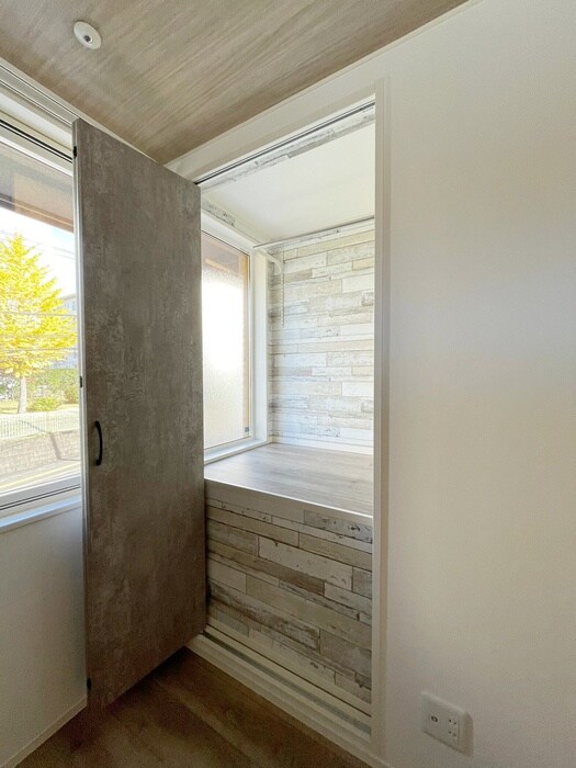 物件内観写真15　(収納)