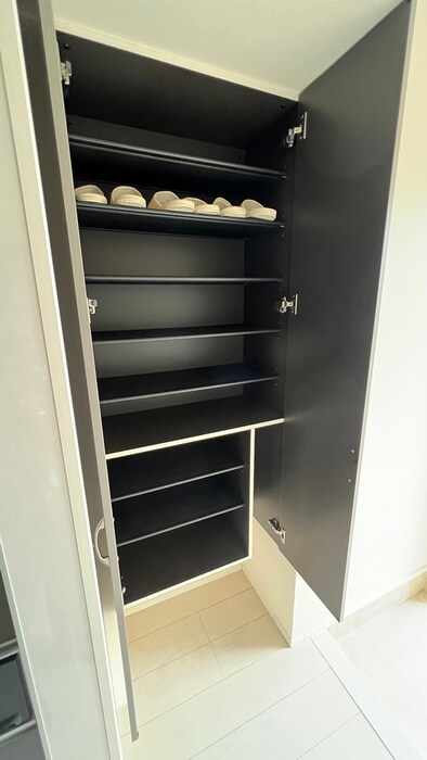 物件内観写真16　(靴箱)