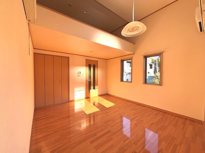 物件内観写真9　(居室)