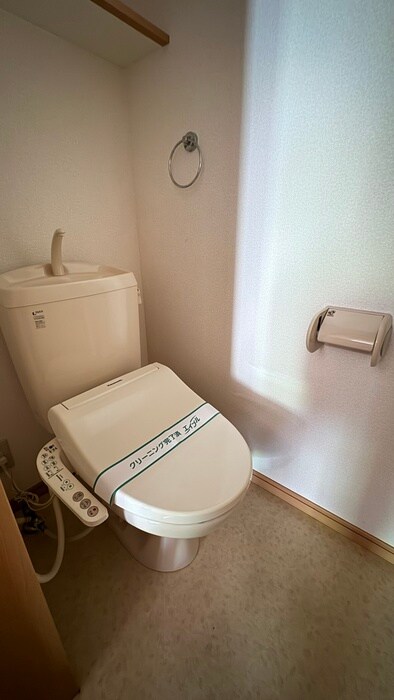 物件内観写真14　(トイレ)