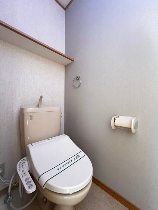 物件内観写真15　(トイレ)