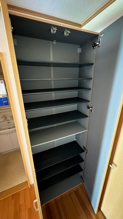 物件内観写真17　(靴箱)