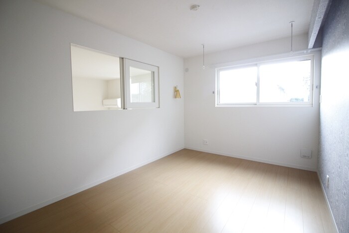 物件内観写真10　(居室)