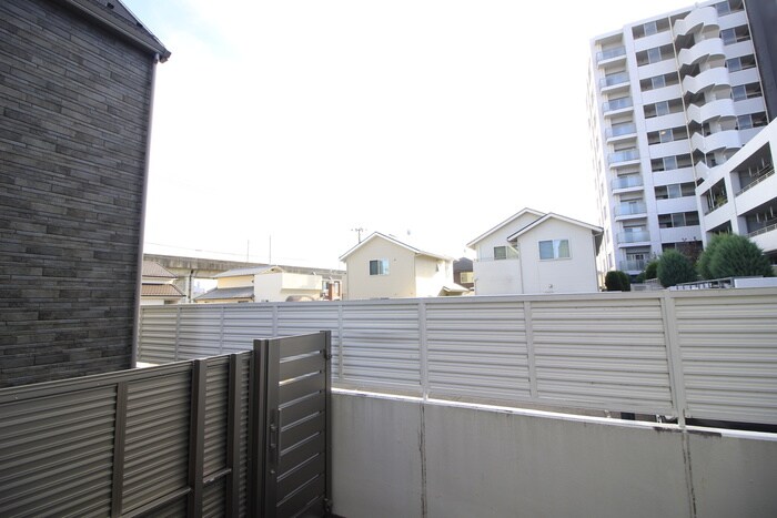 物件内観写真22　(室内からの展望)