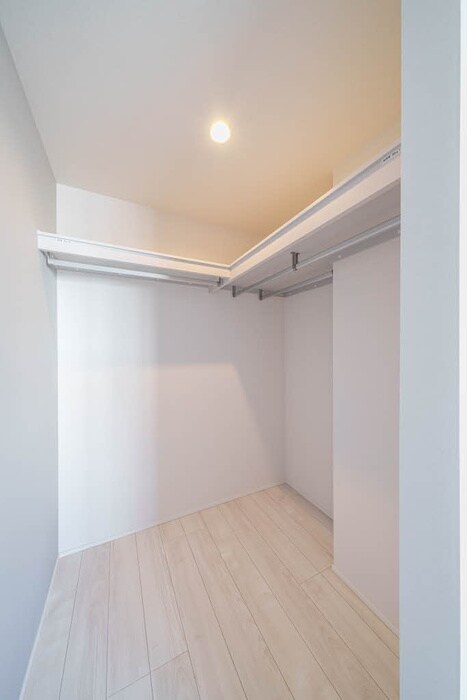 物件内観写真11　(収納)