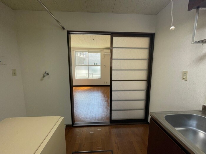 物件内観写真16　(廊下)