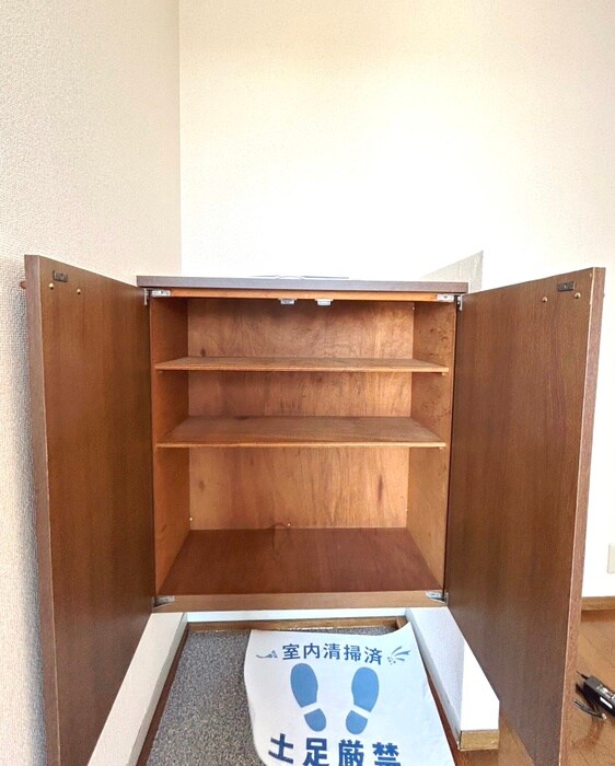 物件内観写真15　(靴箱)
