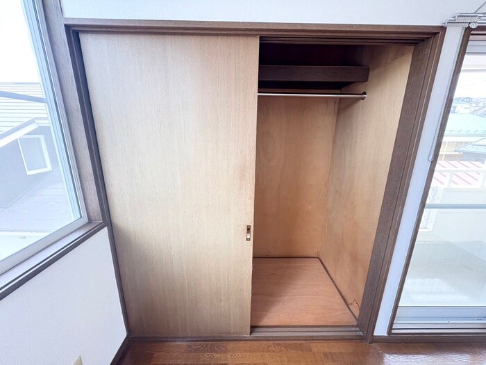 物件内観写真10　(収納)