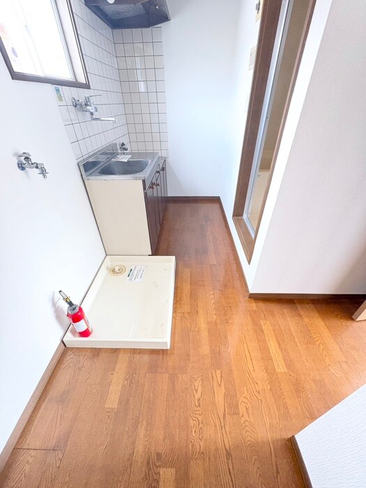 物件内観写真16　(廊下)