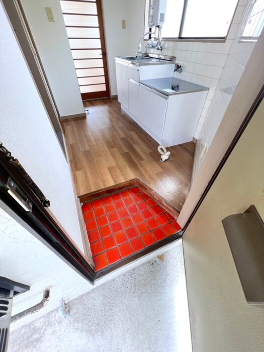 物件内観写真19　(玄関)