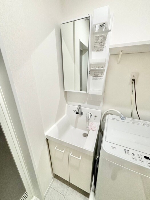 物件内観写真13　(洗面)