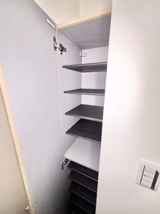 物件内観写真15　(靴箱)