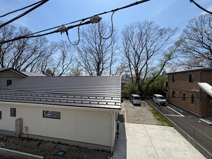 物件内観写真18　(室内からの展望)