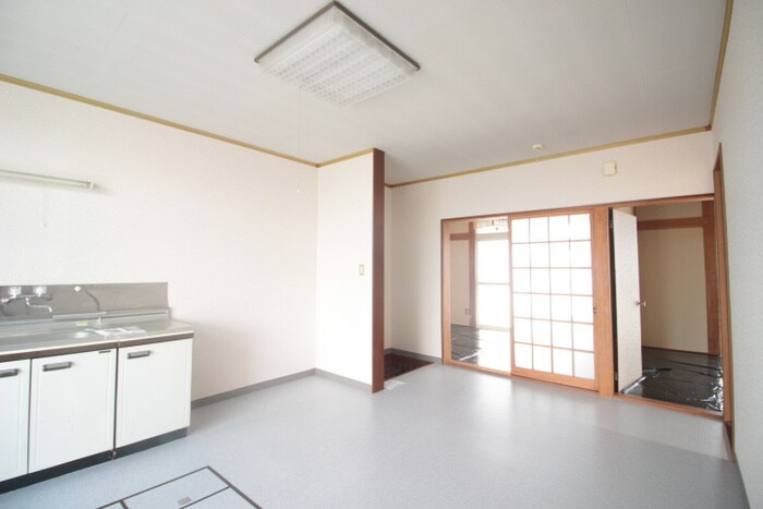 物件内観写真7　(居室)